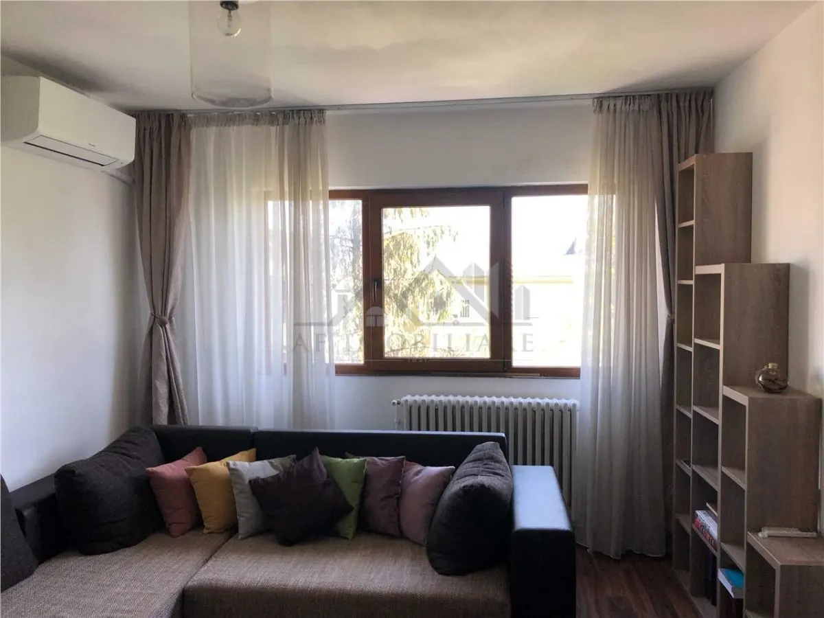 Apartament 2 camere zona Podu Ros - Socola - foto 1