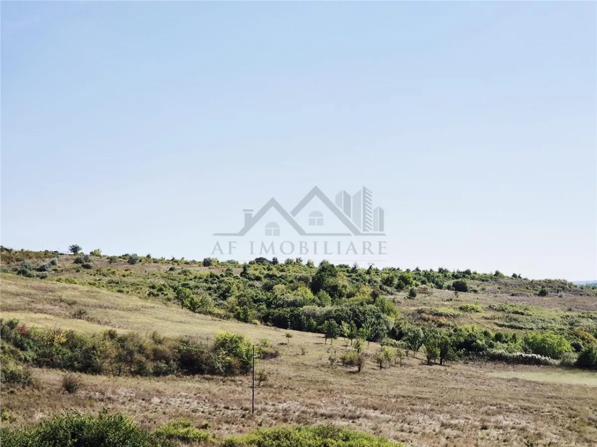 Casa de vanzare cu garaj, 405 mp utili-1500 mp teren - foto 9