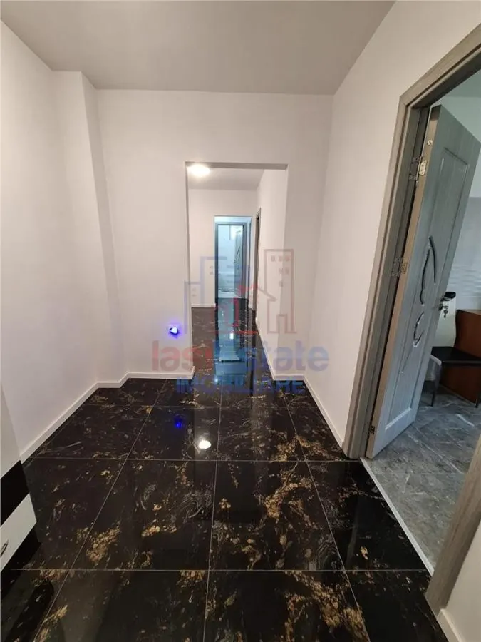Apartament 3 camere Mircea cel Batran - foto 1