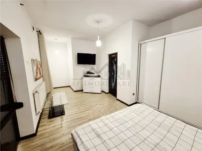 Casa de inchiriat cu priveliste frumoasa - foto 2
