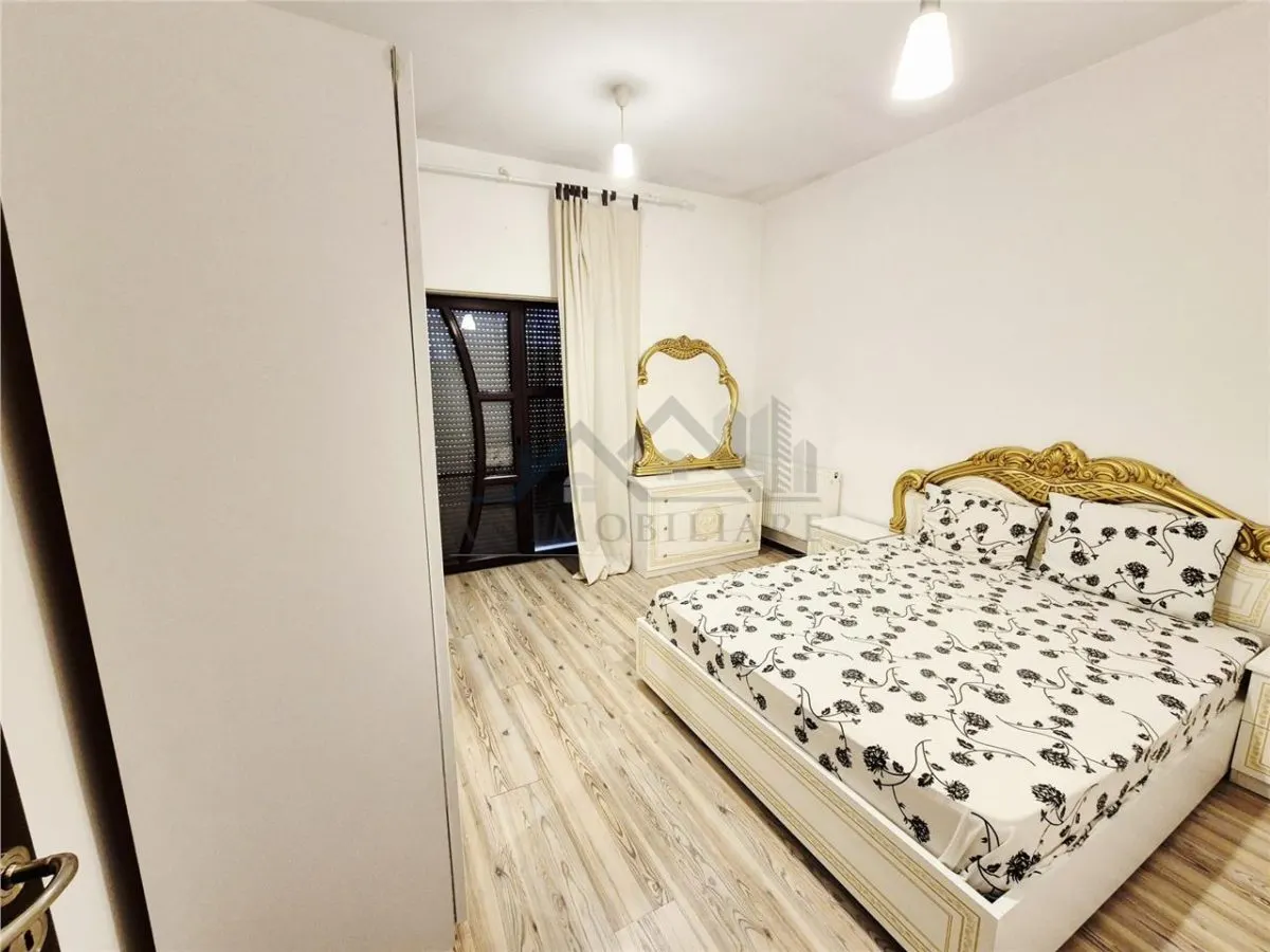Casa de inchiriat cu priveliste frumoasa - foto 6