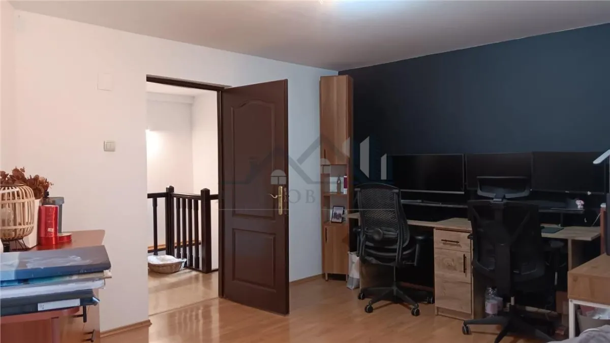 Barnova intersectia cu Pietrarie VILA D+P+M SU=212mp TEREN 1670mp amenajat superb - foto 12