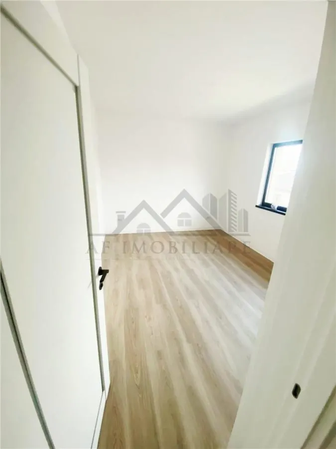 Casa individuala si intabulata cu garaj - foto 3