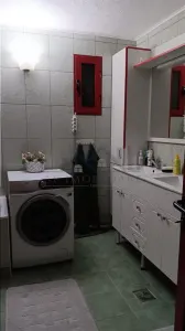 Ocazie! Barnova str Principala Vila P+1+M 225mp Teren 600mp amenajat - foto 12