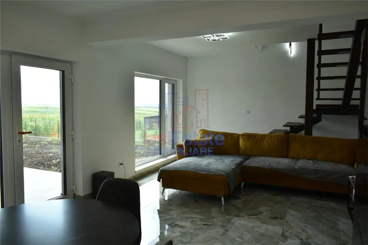 Vila finalizata Aroneanu cu 750 mp de teren - foto 12