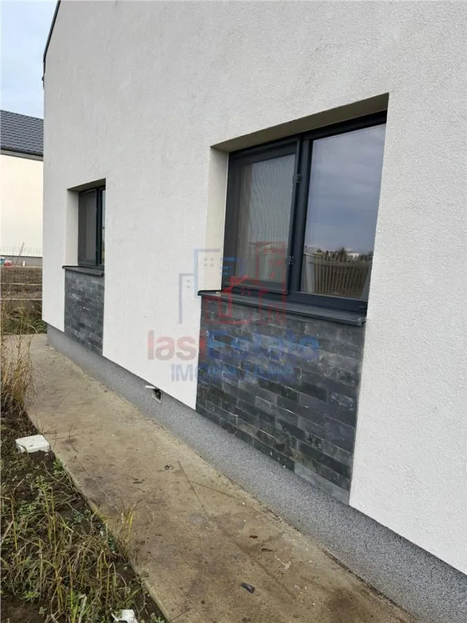 Vila finalizata Aroneanu cu 750 mp de teren - foto 5