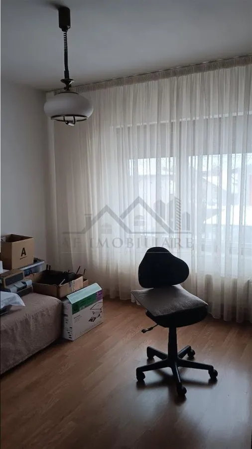 Valea Lupului str Nufarului Vila P+E SU=188mp teren 300mp sau 800mp - foto 8