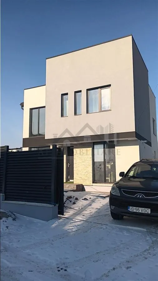 Valea Lupului str Academiei Vila P+E 5cam Teren 515mp constructie noua - foto 1