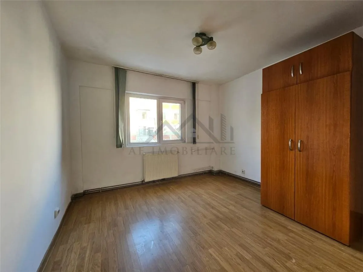 Apartament 3 camere Dacia - foto 5