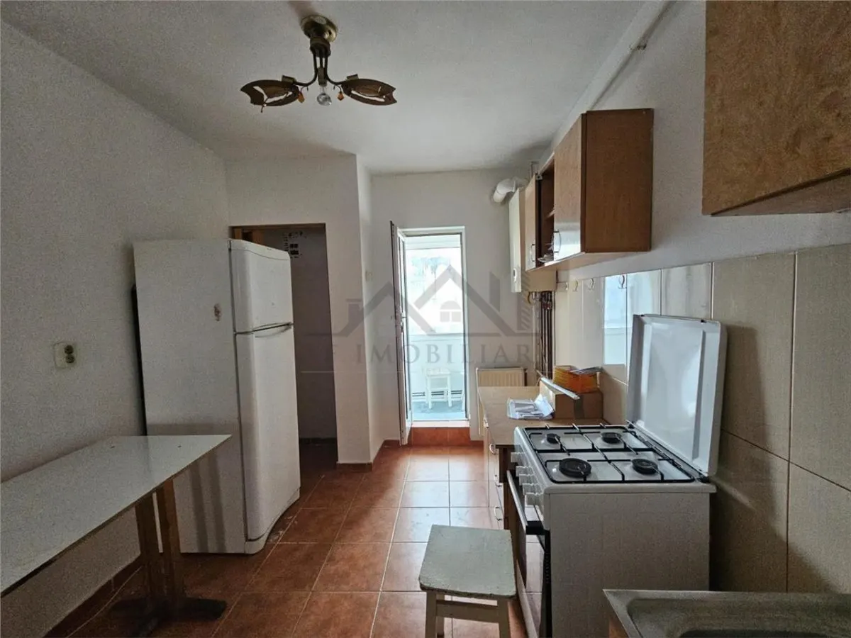 Apartament 3 camere Dacia - foto 6