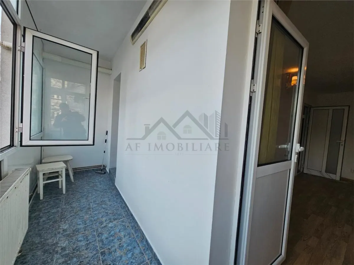 Apartament 3 camere Dacia - foto 8