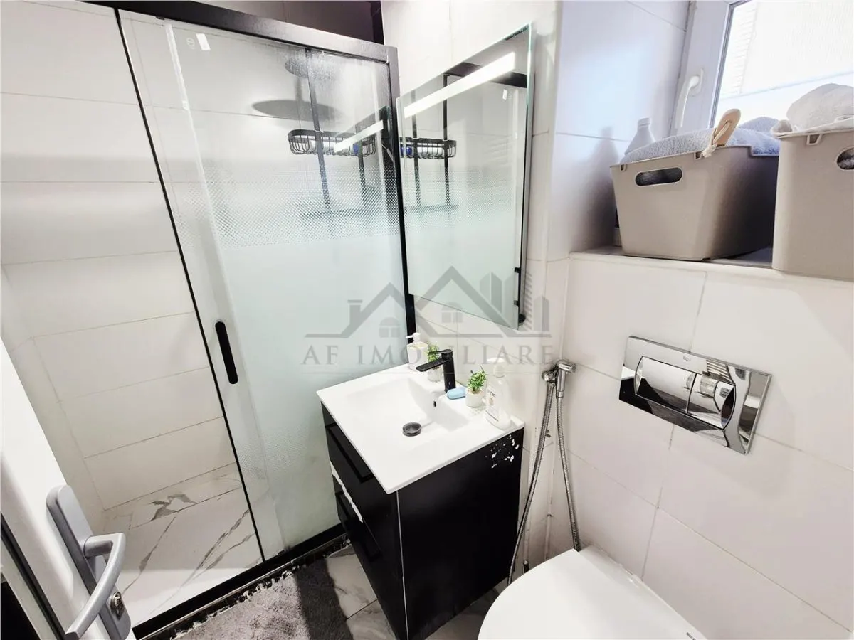 Apartament cu 3 camere complet mobilat si utilat - foto 7