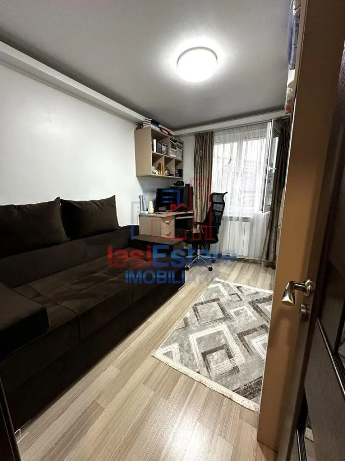 Apartament 3 camere Alexandru cel Bun - foto 4