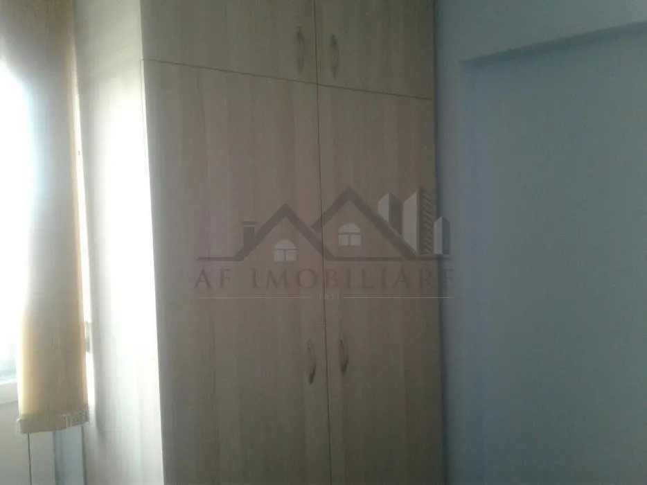 Apartament 3 camere zona Bulevard Independentei - foto 4