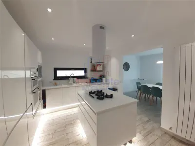 Vila Letcani - foto 23
