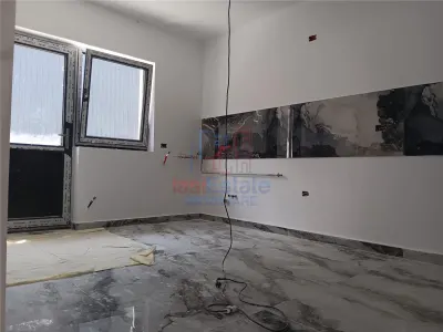 LA CHEIE! Visan Barnova CASA parter 100mp TEREN 400mp toate utilitatile - foto 9
