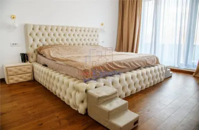 Casa intr-o zona linistita cu garaj si teren-1091 mp - foto 6