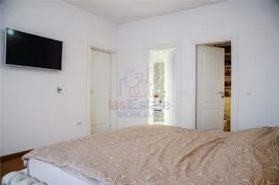 Casa intr-o zona linistita cu garaj si teren-1091 mp - foto 7