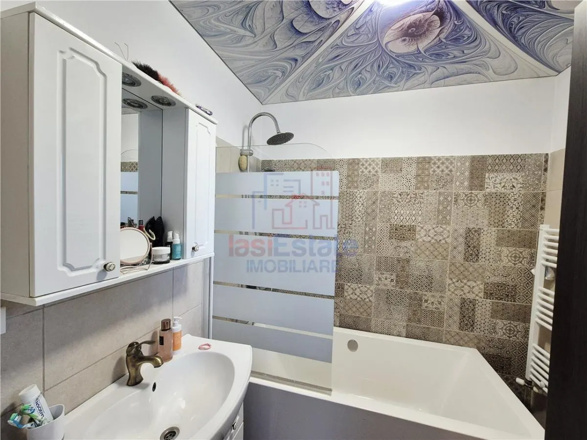 Detached House for Sale in Aroneanu - foto 13