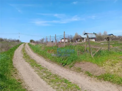 Vorovesti TEREN 500mp intravilan la 50m de sos principala - foto 3