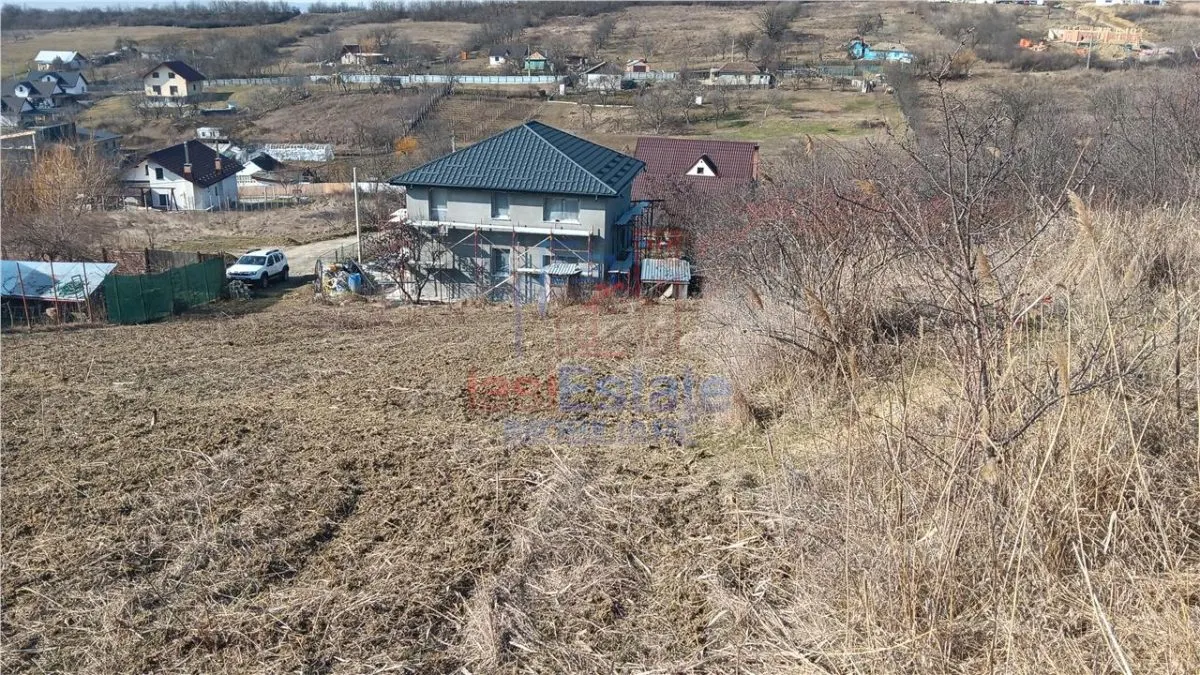 Barnova Cercu TEREN 910mp intravilan cu utilitati si panorama frumoasa - foto 4