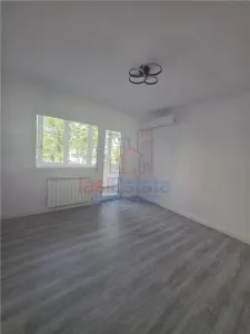 Apartment with 2 bedrooms for sale 56 sqm in Iasi, Alexandru cel Bun area - foto 3