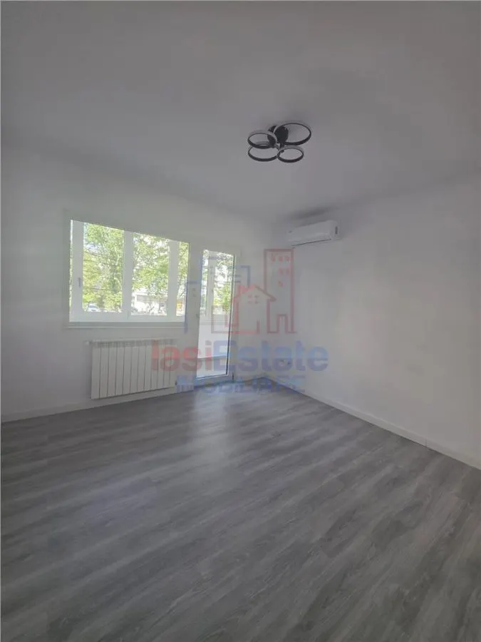 Apartment with 2 bedrooms for sale 56 sqm in Iasi, Alexandru cel Bun area - foto 3