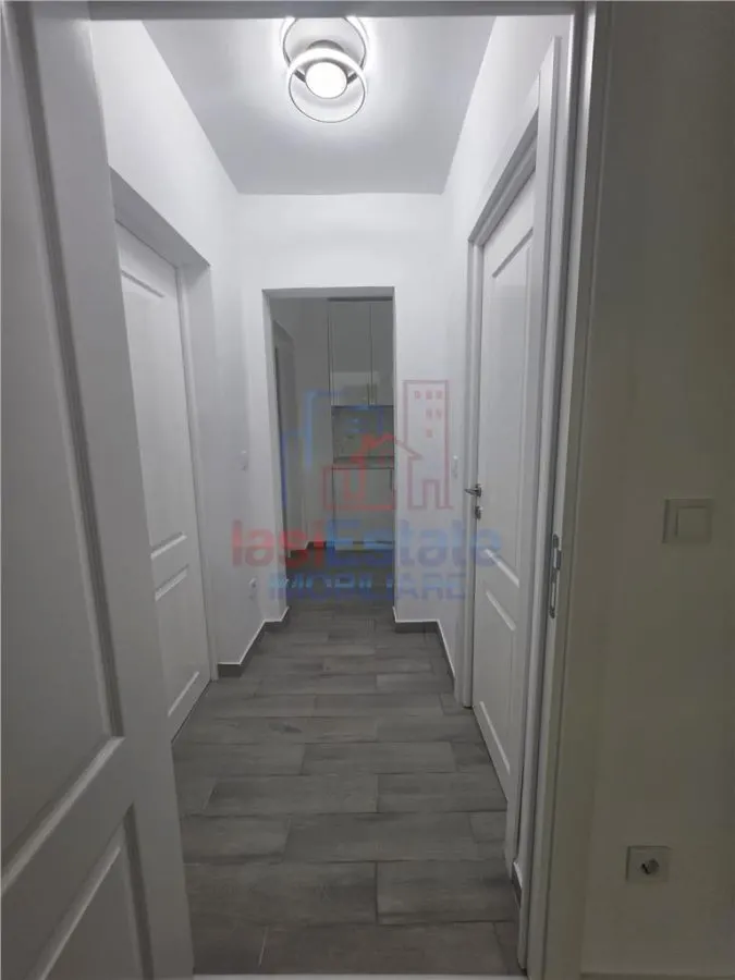 Apartment with 2 bedrooms for sale 56 sqm in Iasi, Alexandru cel Bun area - foto 4