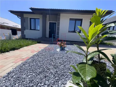 House / villa for sale 91 sqm in Iasi, Valea Adanca area - Iasi