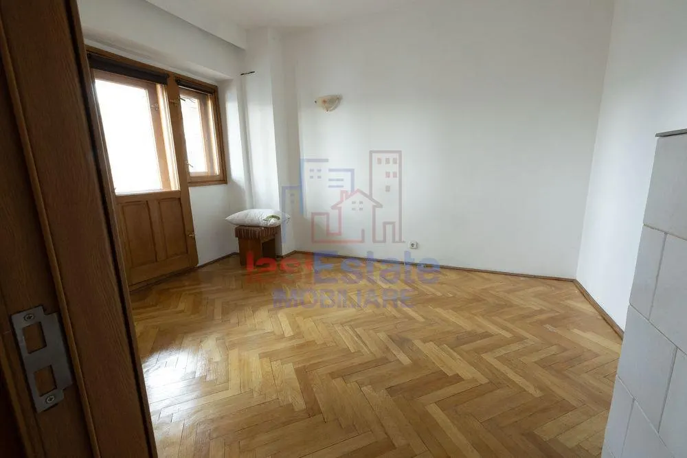 Apartament 4 camere Palas - Sf Lazar - foto 3