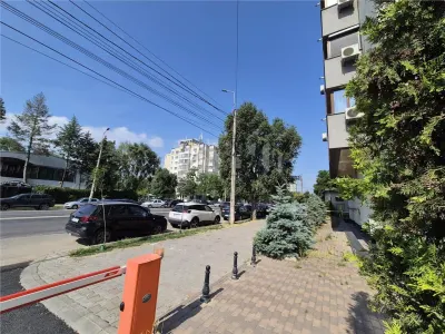 Apartament cu 3 camere de vanzare - foto 15