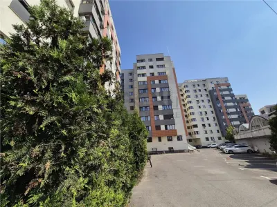 Apartament cu 3 camere de vanzare - foto 16