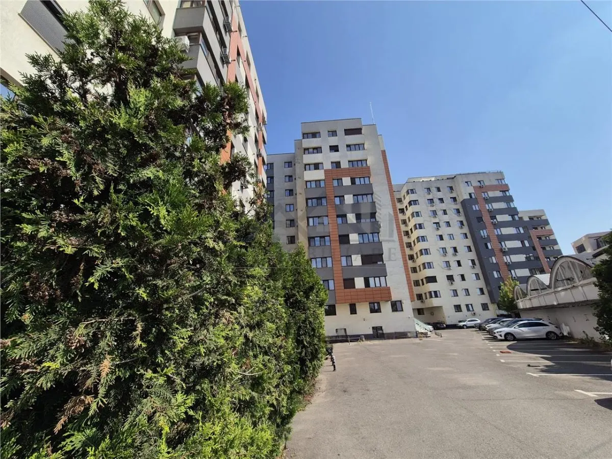 Apartament cu 3 camere de vanzare - foto 16
