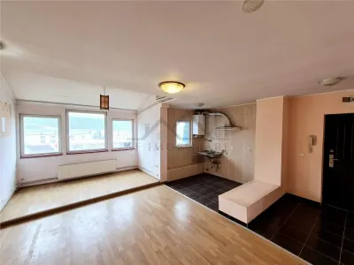 Apartament cu 2 camere de vanzare - foto 4