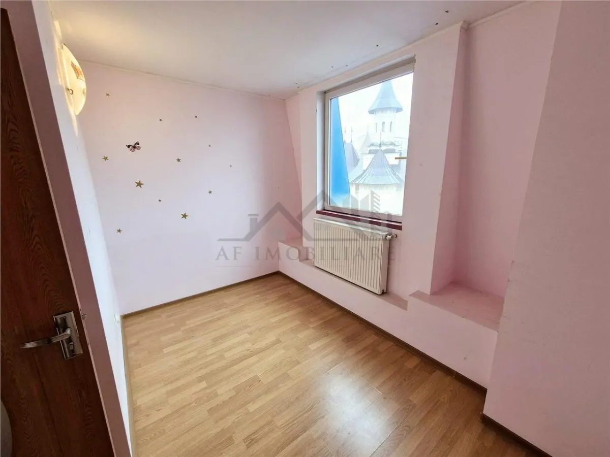 Apartament cu 2 camere de vanzare - foto 6