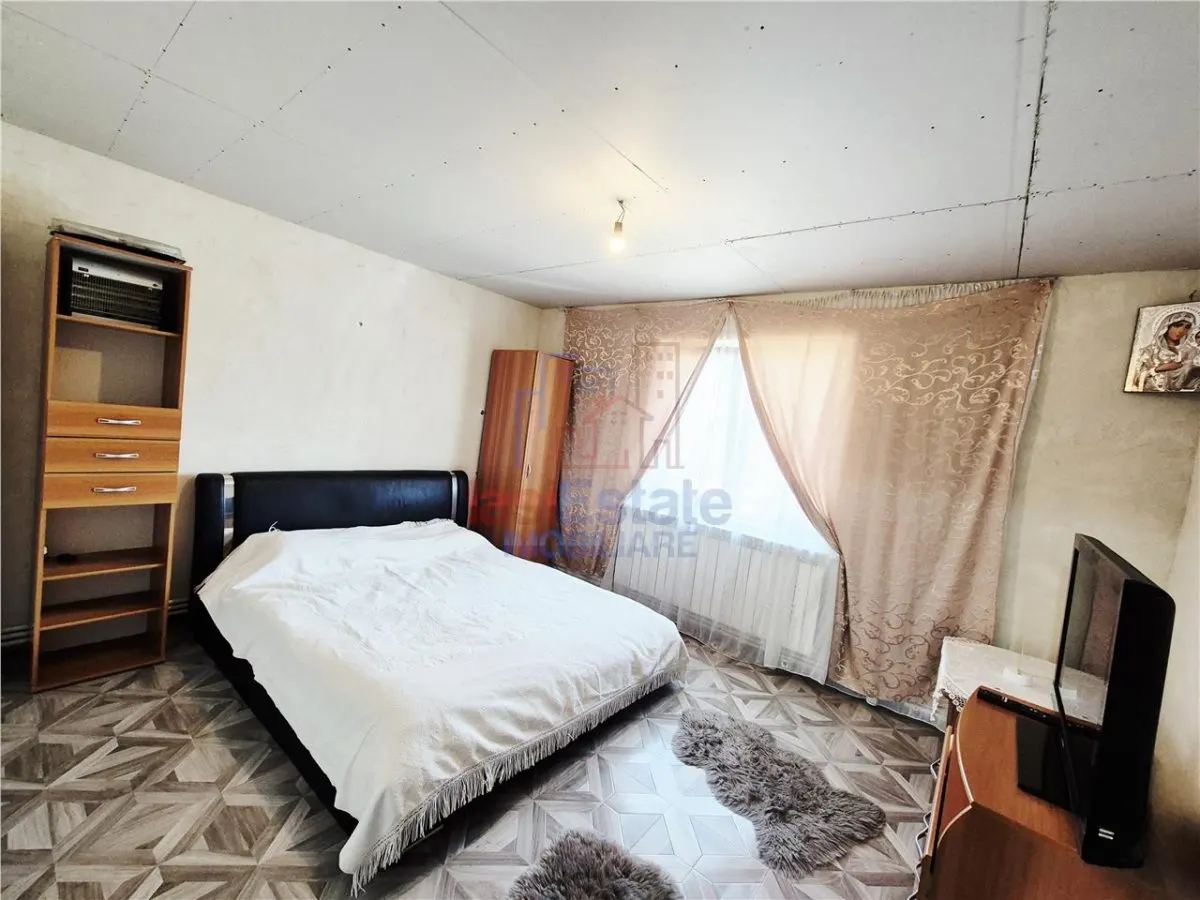 Casa individuala si spatioasa cu 5 camere - teren 1166 mp - foto 3