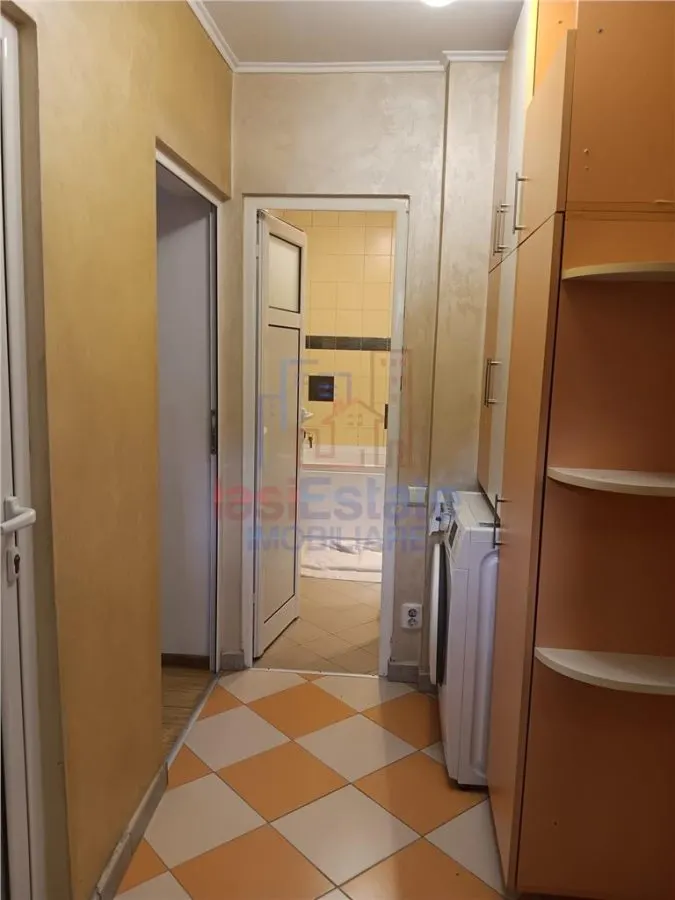 Bloc din 1990 - Bd Poitiers Etajul 1 - Apartament 3 camere - foto 21