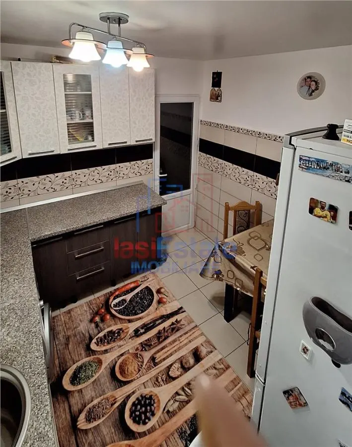 Apartment with 2 bedrooms for sale . sqm in Iasi, Podul de Piatra area - foto 2