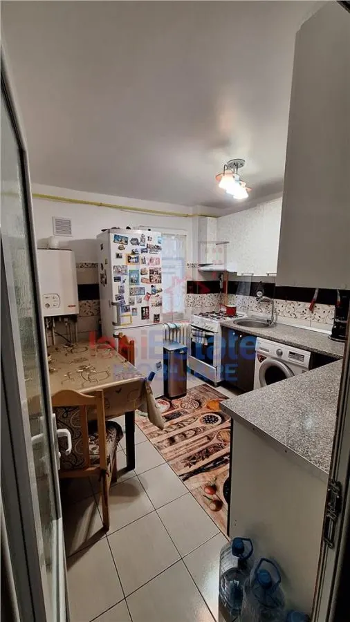 Apartment with 2 bedrooms for sale . sqm in Iasi, Podul de Piatra area - foto 6