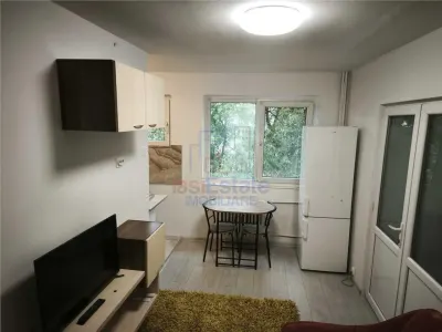 Apartament 2 camere zona Cantemir - Iasi