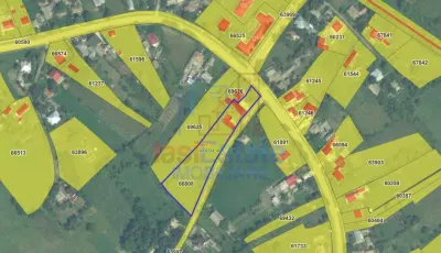 Badeni central com Scobinti Iasi Teren 3000mp parcelat toate utilitatile - foto 4