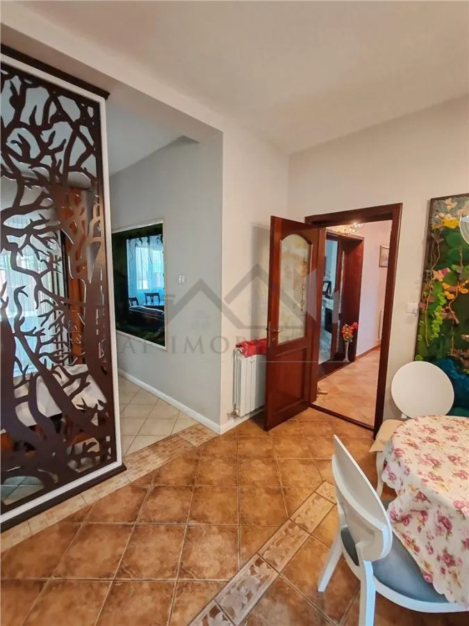 Vand - Schimb Vila Lux D+P+M SU= 200mp Teren 426mp Tatarasi str Stejar, cu ap 3cd zona centrala plus diferenta - foto 4