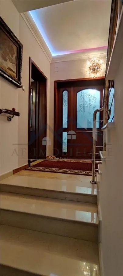 Vand - Schimb Vila Lux D+P+M SU= 200mp Teren 426mp Tatarasi str Stejar, cu ap 3cd zona centrala plus diferenta - foto 6