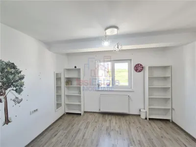 Apartament cu 3 camere utilat/mobilat cu parcare - foto 5