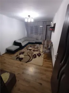 Apartament 4 camere Podu Ros zona Bd Tutora - foto 2