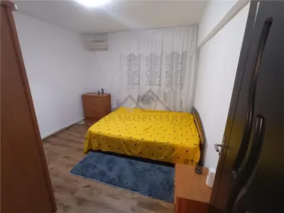 Apartament 4 camere Podu Ros zona Bd Tutora - foto 15