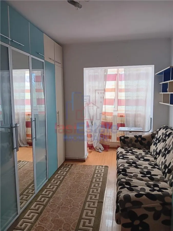 Apartament 3 camere Etaj 1 - 81mp zona Bd Poitiers - foto 4