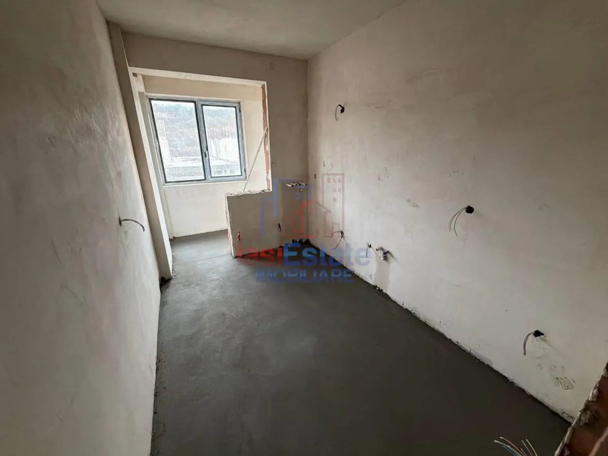 Apartament cu 3 camere Hlincea etajul 1 de 76mp - foto 8