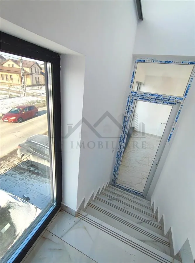 Spatiu Lunca Cetatuii - zona sos Centura - foto 18