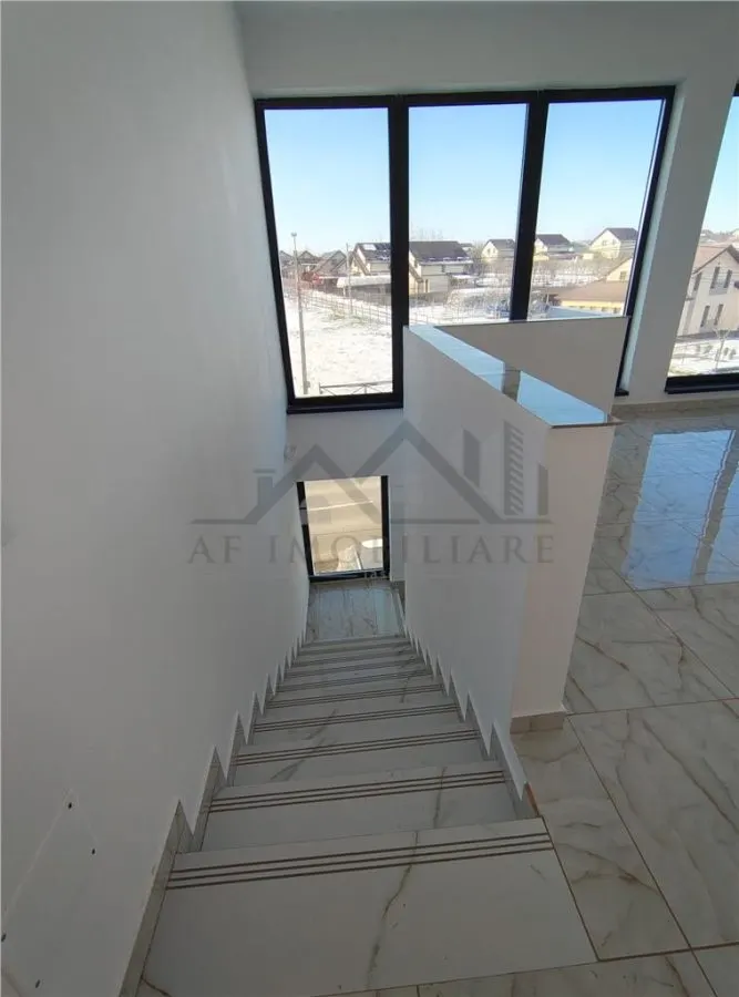 Spatiu Lunca Cetatuii - zona sos Centura - foto 24